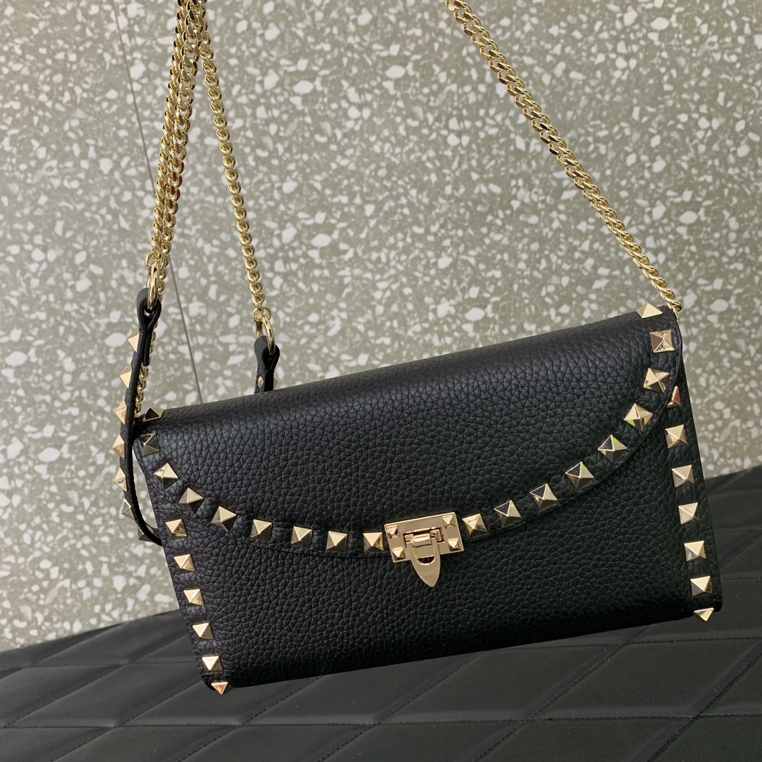 Valentino Garavani Rockstud Small Shoulder Bag in Black Grainy Calfskin